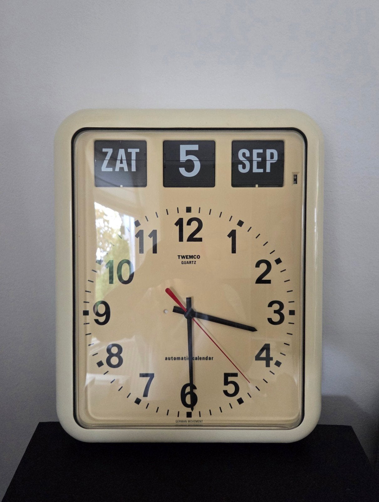 Vintage Twemco klok, wandklok, kalenderklok, Ophalen of Verzenden