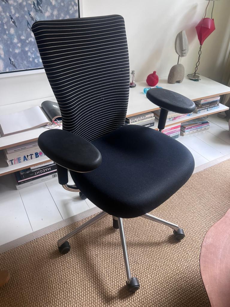 Bureaustoel vitra ID soft, Huis en Inrichting, Bureaustoelen, Ophalen, Gebruikt, Zwart, Bureaustoel