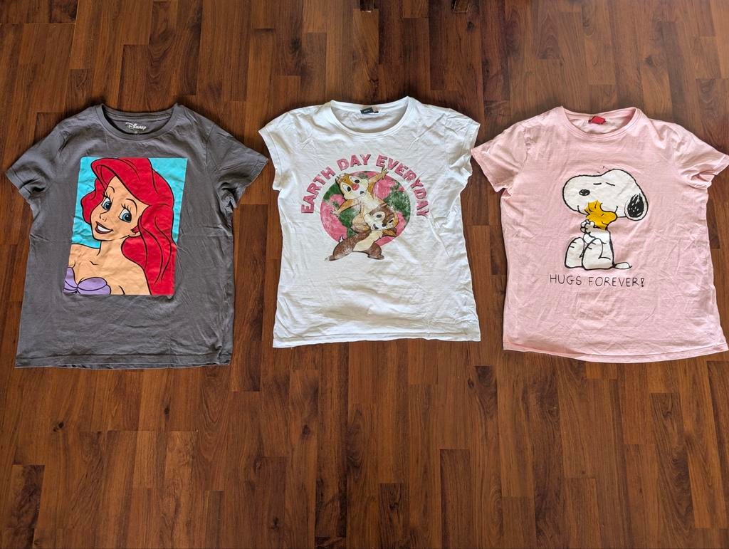 Pakket 3 T Shirts maat XS/S van Walt Disney en Peanuts. IZGS, Disney, Ophalen of Verzenden, Zo goed als nieuw, Korte mouw