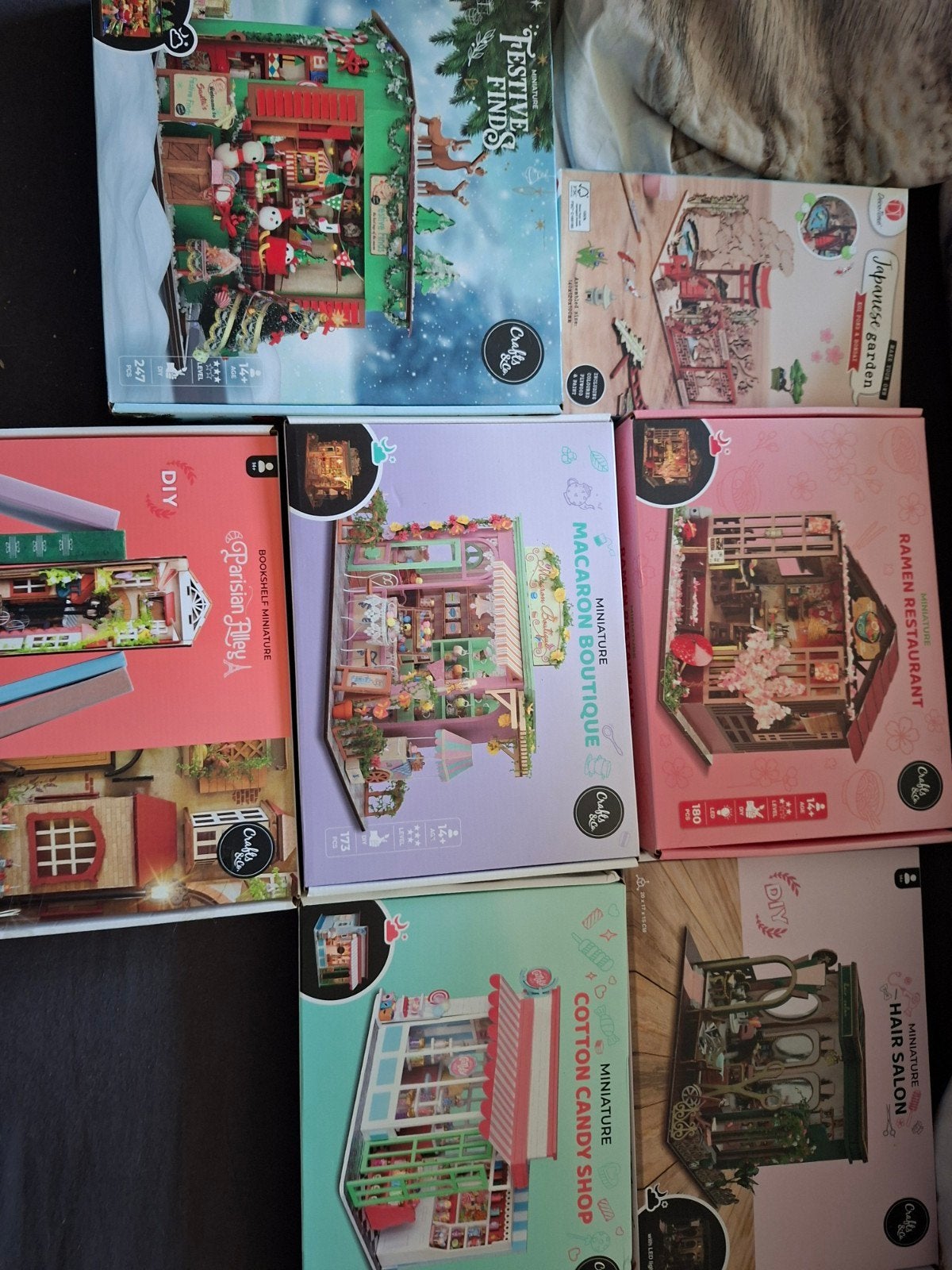Crafts&Co Miniatuur Booknook & Huisjes -, Gebouwen, Zo goed als nieuw, Overige merken, Knutselset