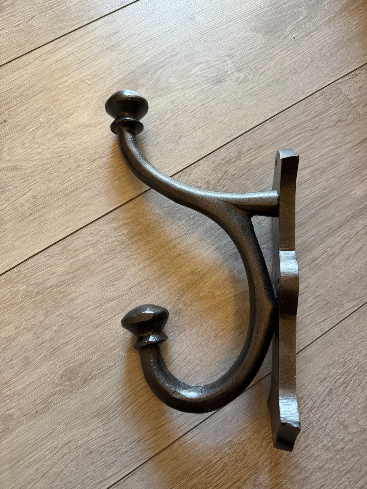 Metalen wandhaak - Antiek design, Gebruikt, Wandhaken, Ophalen of Verzenden, Minder dan 100 cm