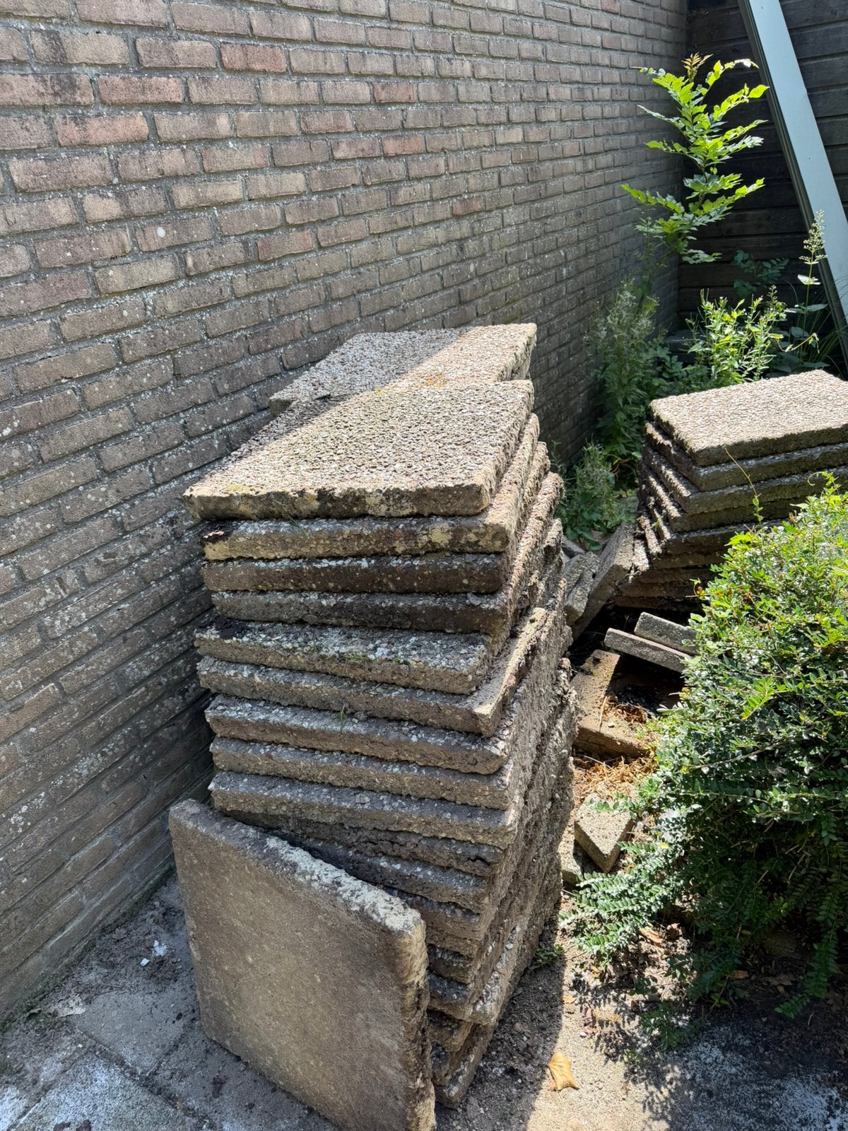 Gratis grint tegels 50x50, Tuin en Terras, Ophalen, Zo goed als nieuw, Beton, Terrastegels