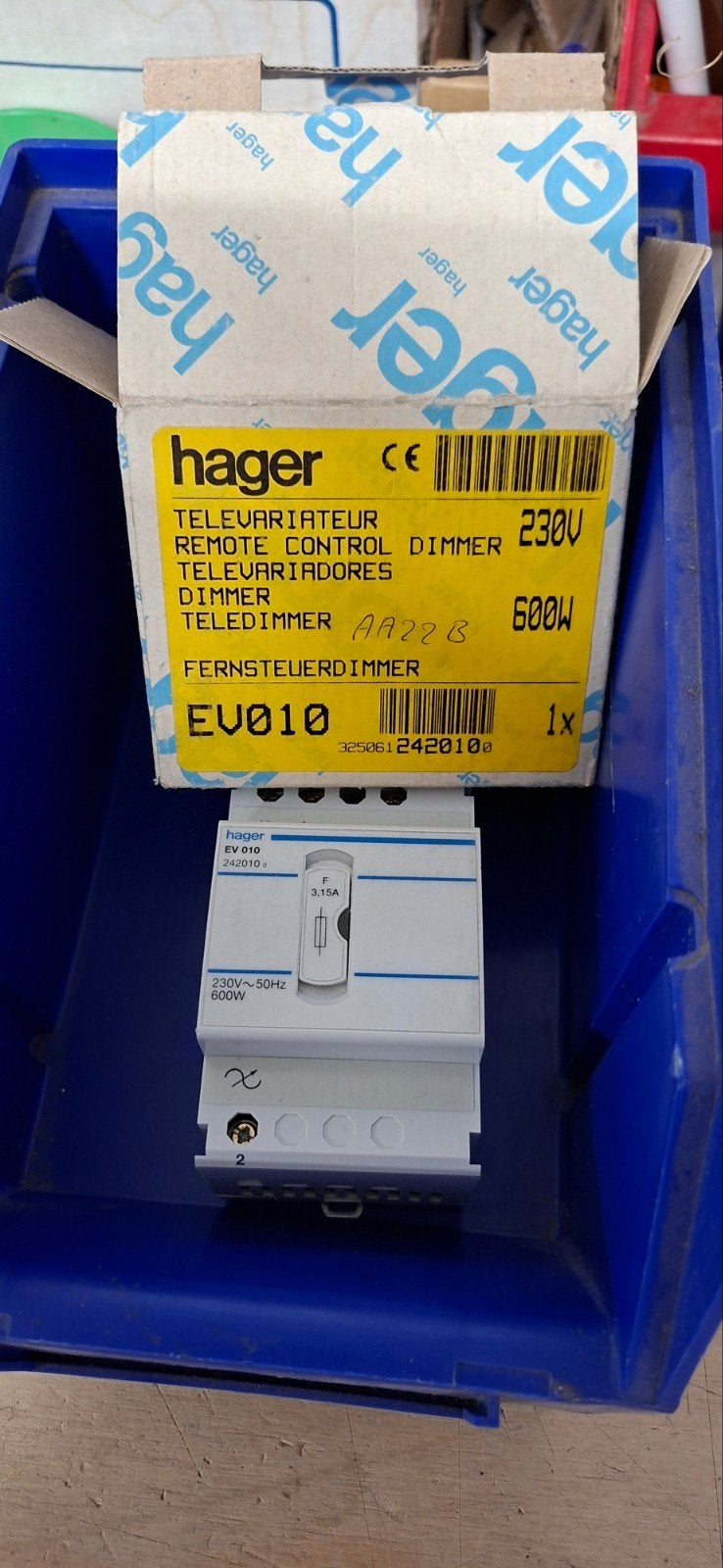 Hager EV010 DIN-rail afstandsdimmer (600W), Overige typen, Ophalen of Verzenden, Zo goed als nieuw, Hager
