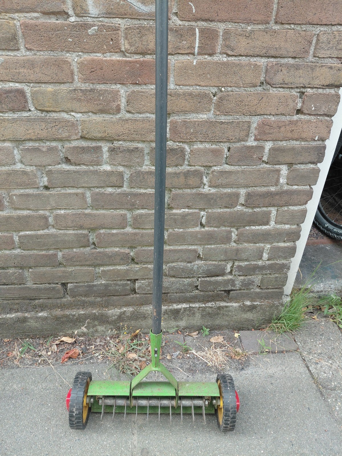 Verticuteerhark, Tuin en Terras, Ophalen, Gebruikt, Elektrisch
