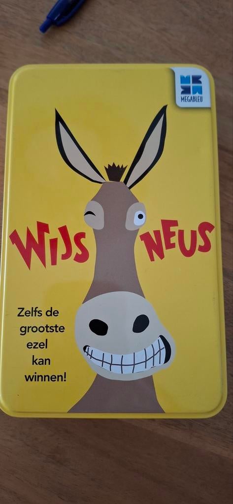 Wijsneus kaartspel - Megableu, Hobby en Vrije tijd, Vijf spelers of meer, Ophalen, Zo goed als nieuw, Megableu