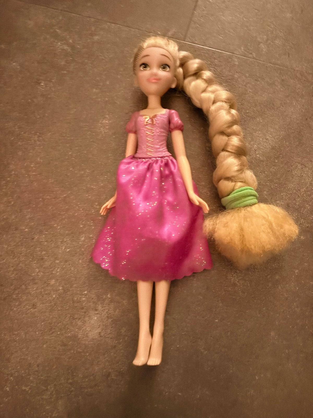 Barbie Rapunzel pop met lang blond haar, Ophalen of Verzenden, Gebruikt, Barbie
