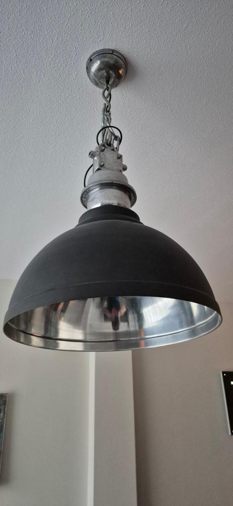 3 industriële zwarte lampen te koop., Ophalen