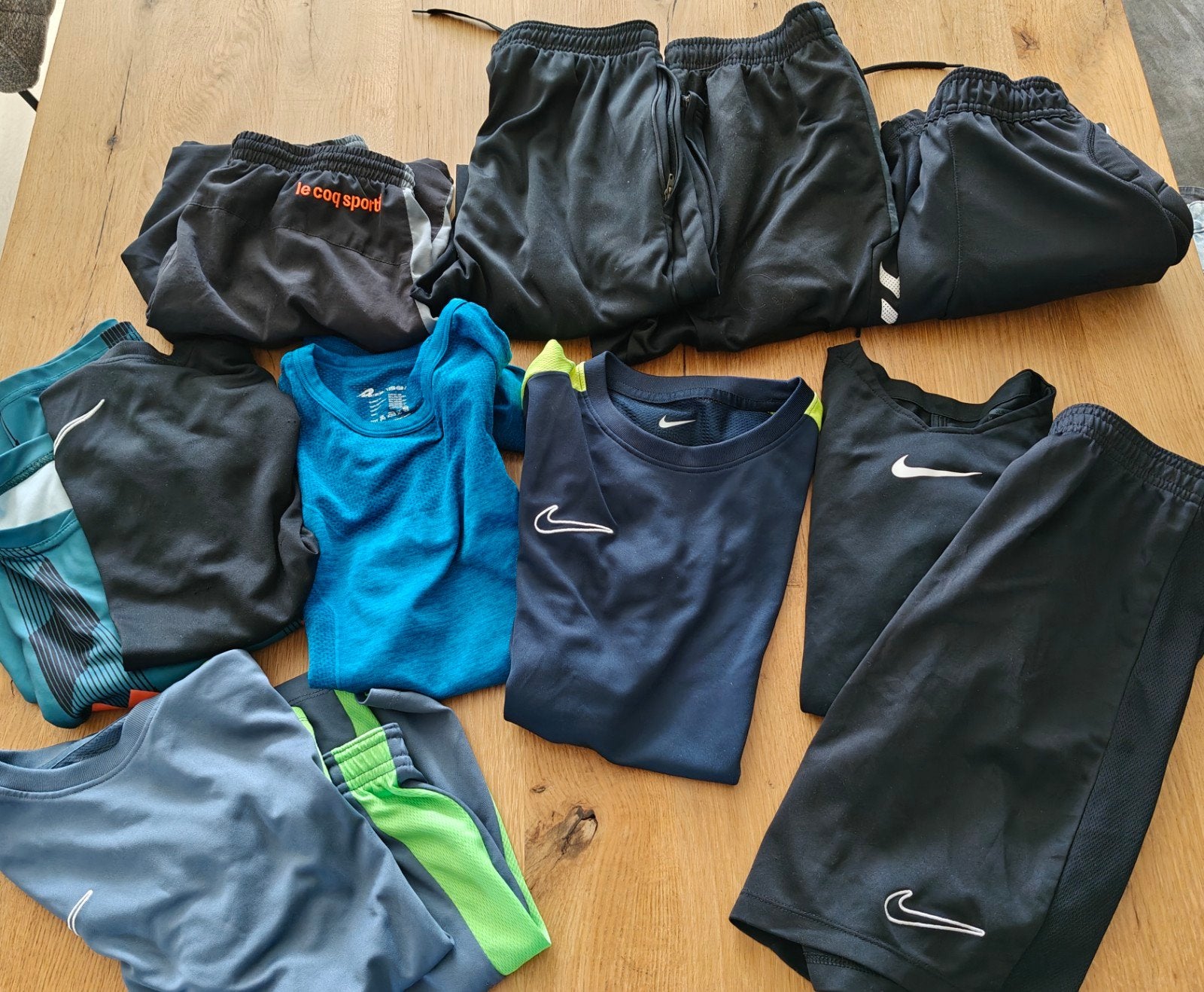 Nike sportkleding (pakket), Ophalen of Verzenden, Gedragen, Algemeen