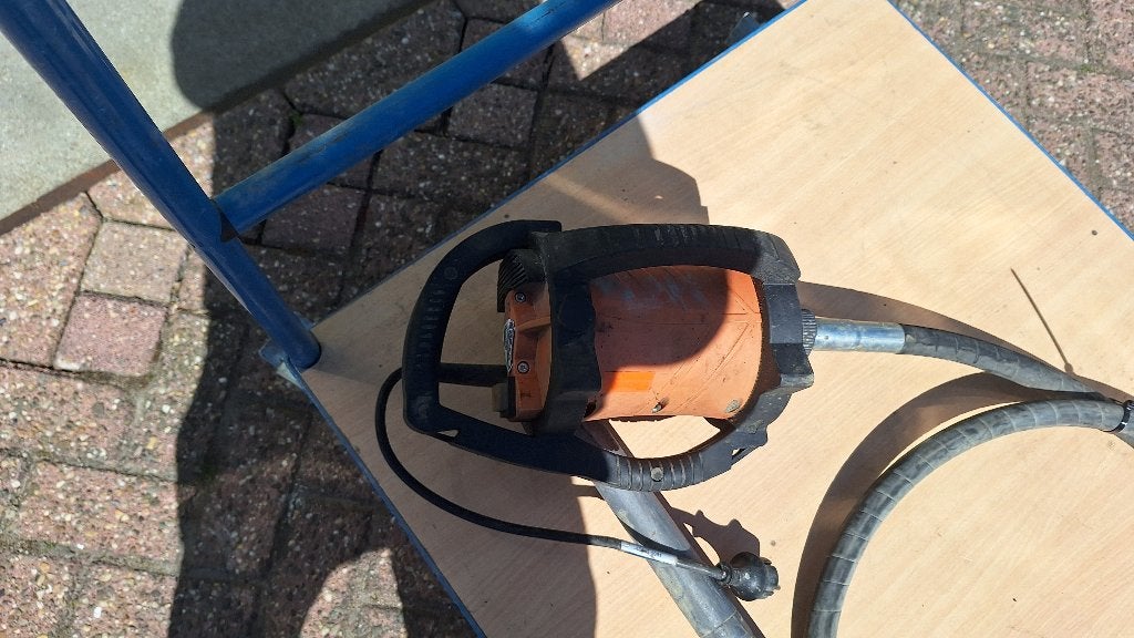 Trilnaald beton 38 mm 3 meter Enarco TDX3M/AX40 220v, Ophalen, Gebruikt, Industriepark 2a 9351PA Leek, H.O.Albert Ale Slotema