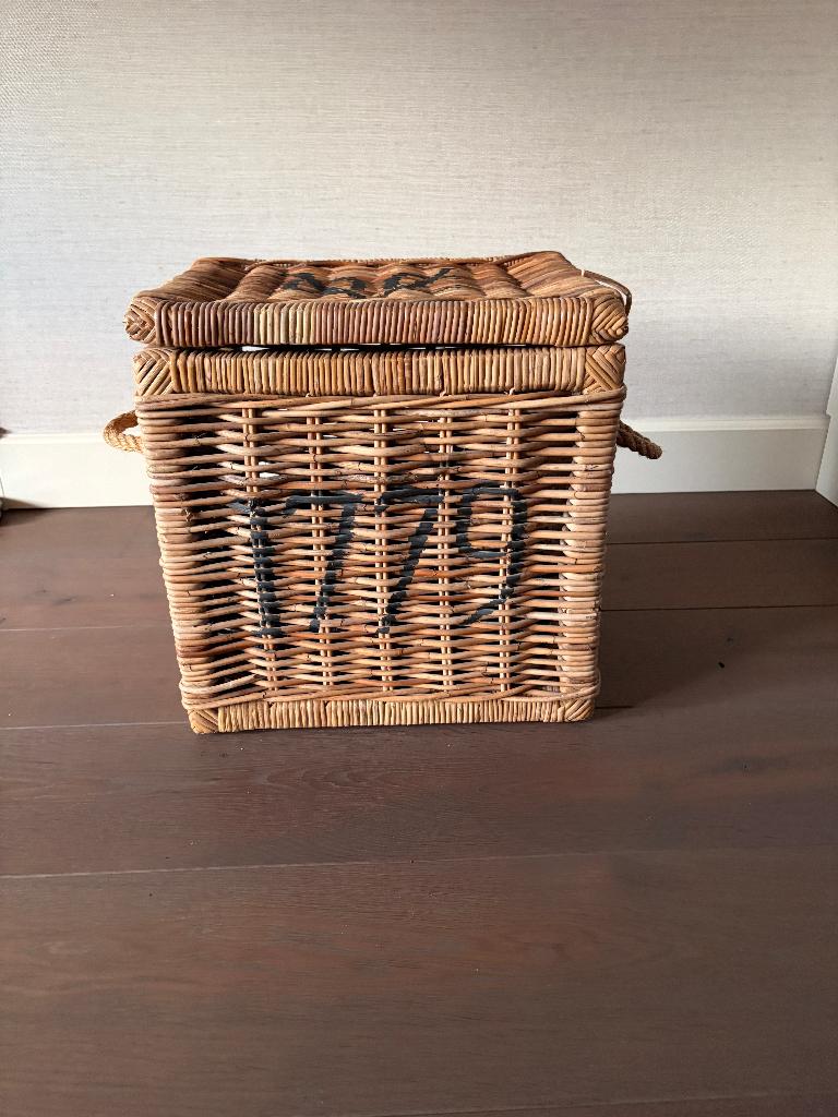 Riviera Maison mand rustic rattan 40 x 33,5 x 42 cm, Overige materialen, Gebruikt, Mand, Ophalen of Verzenden