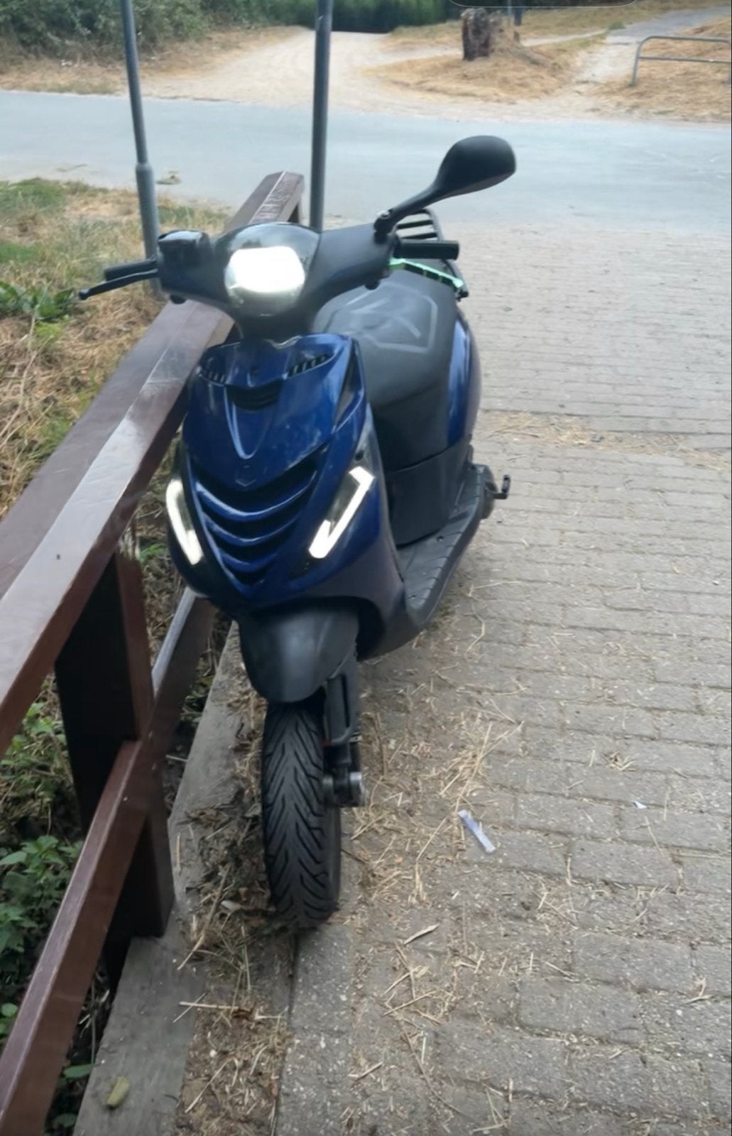 Piaggio zip 125 2takt stage 1, Ophalen, Gebruikt, Maximaal 45 km/u, Zip