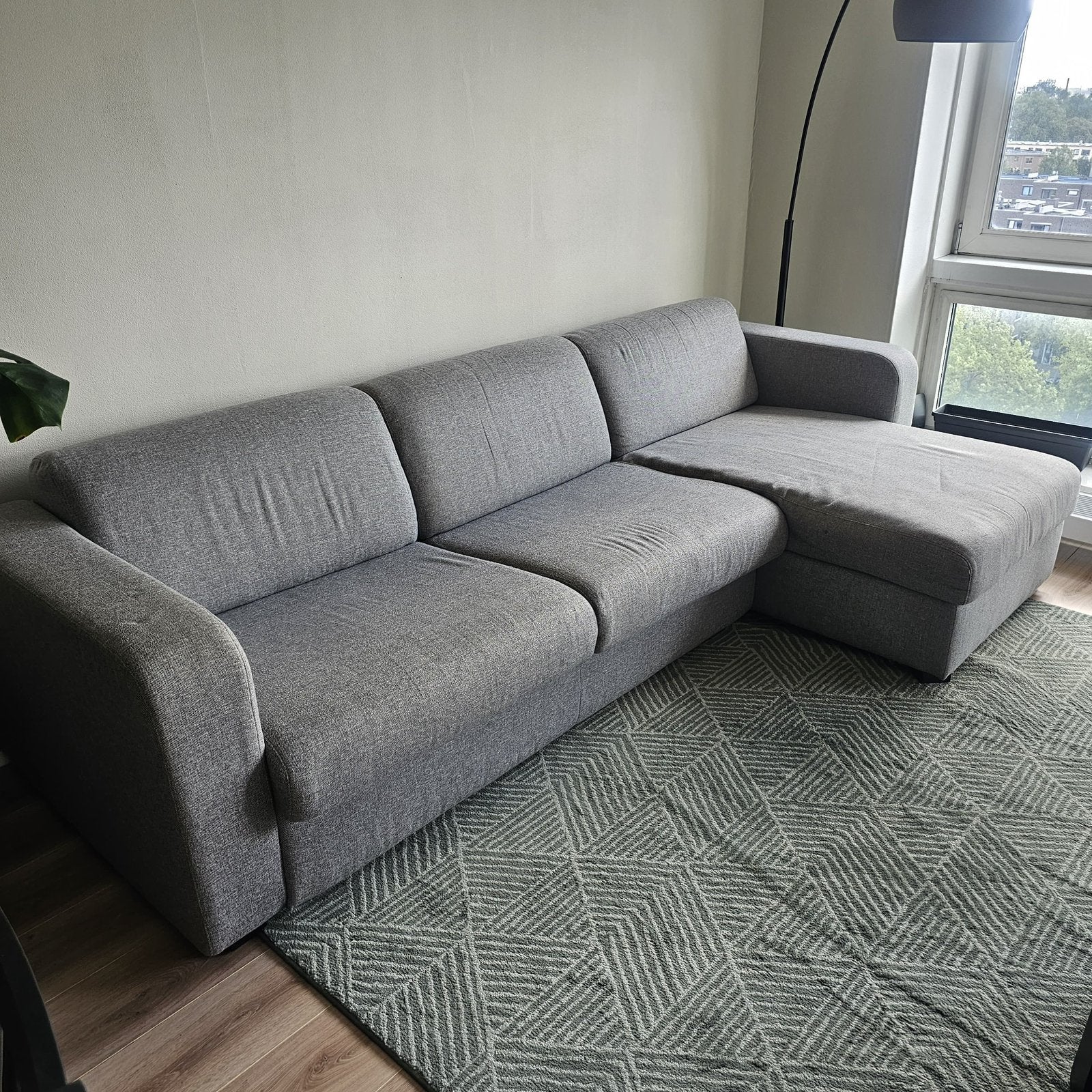 Sofa cum bed, Ophalen, Gebruikt