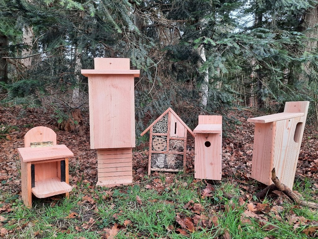 Nestkasten, vogelhuisjes en insectenhotels, Ophalen