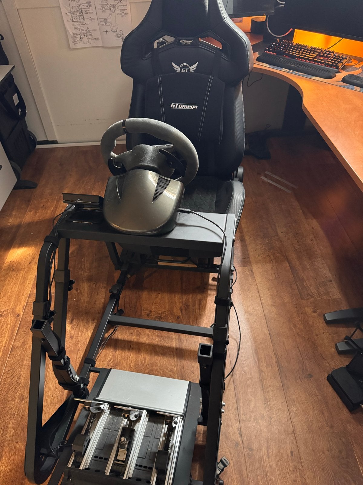 Fanatec Porsche GT3 Stuur, Pedalen & GT Omega ART Simulator, Ophalen, Racestuur, Zo goed als nieuw, Verstelbaar