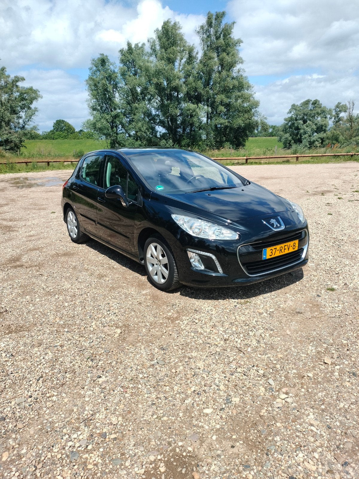Peugeot 308 1.6 VTI 16V 5-DRS 2011 Zwart, Auto's, Voorwielaandrijving, 680 kg, 4 cilinders, Zwart