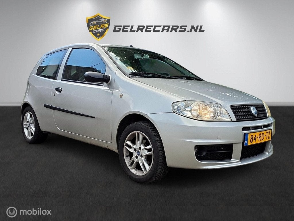 Fiat Punto 1.2 Active SPORT AIRCO, Voorwielaandrijving, Stof, Gebruikt, 4 cilinders