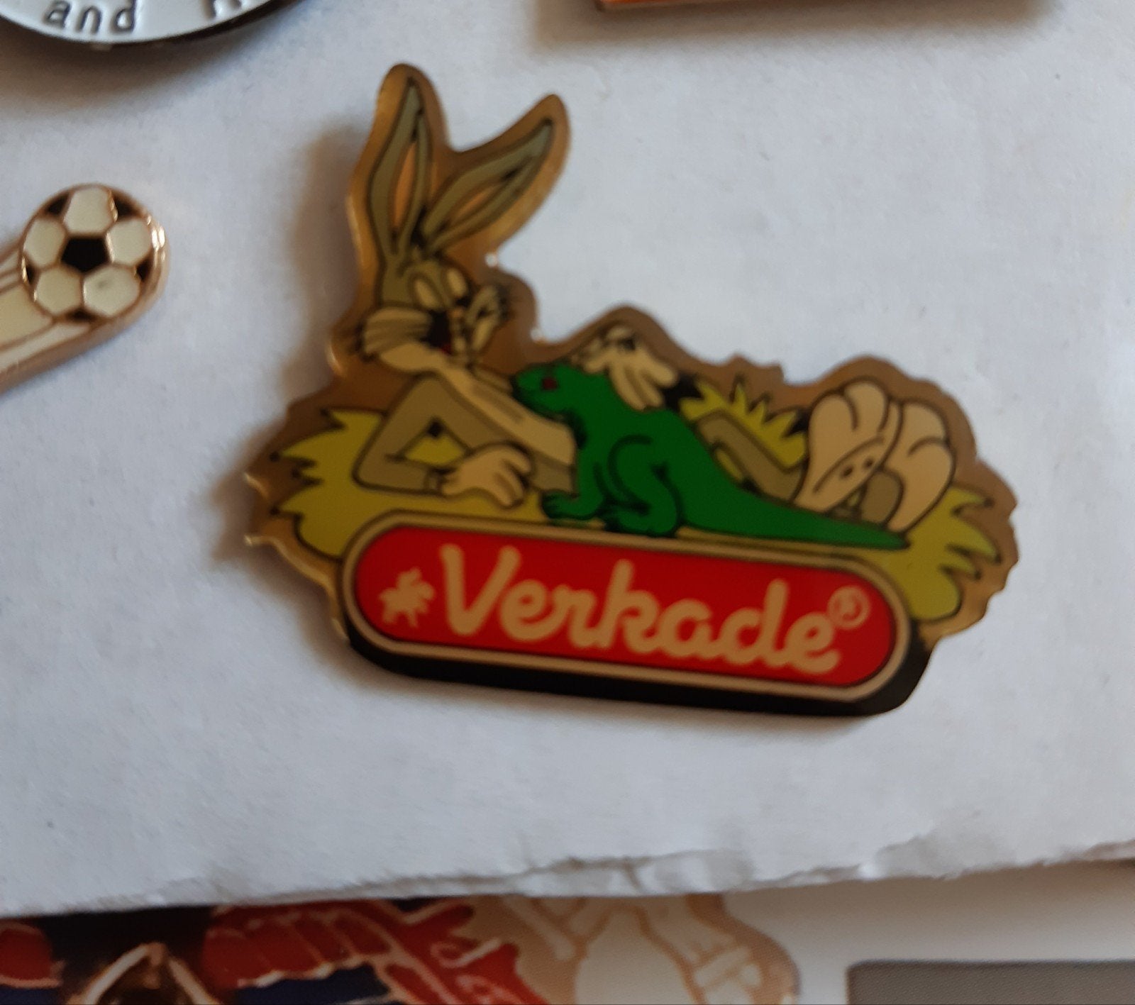 Pin Bug Bunny, Ophalen of Verzenden, Nieuw, Figuurtje, Speldje of Pin