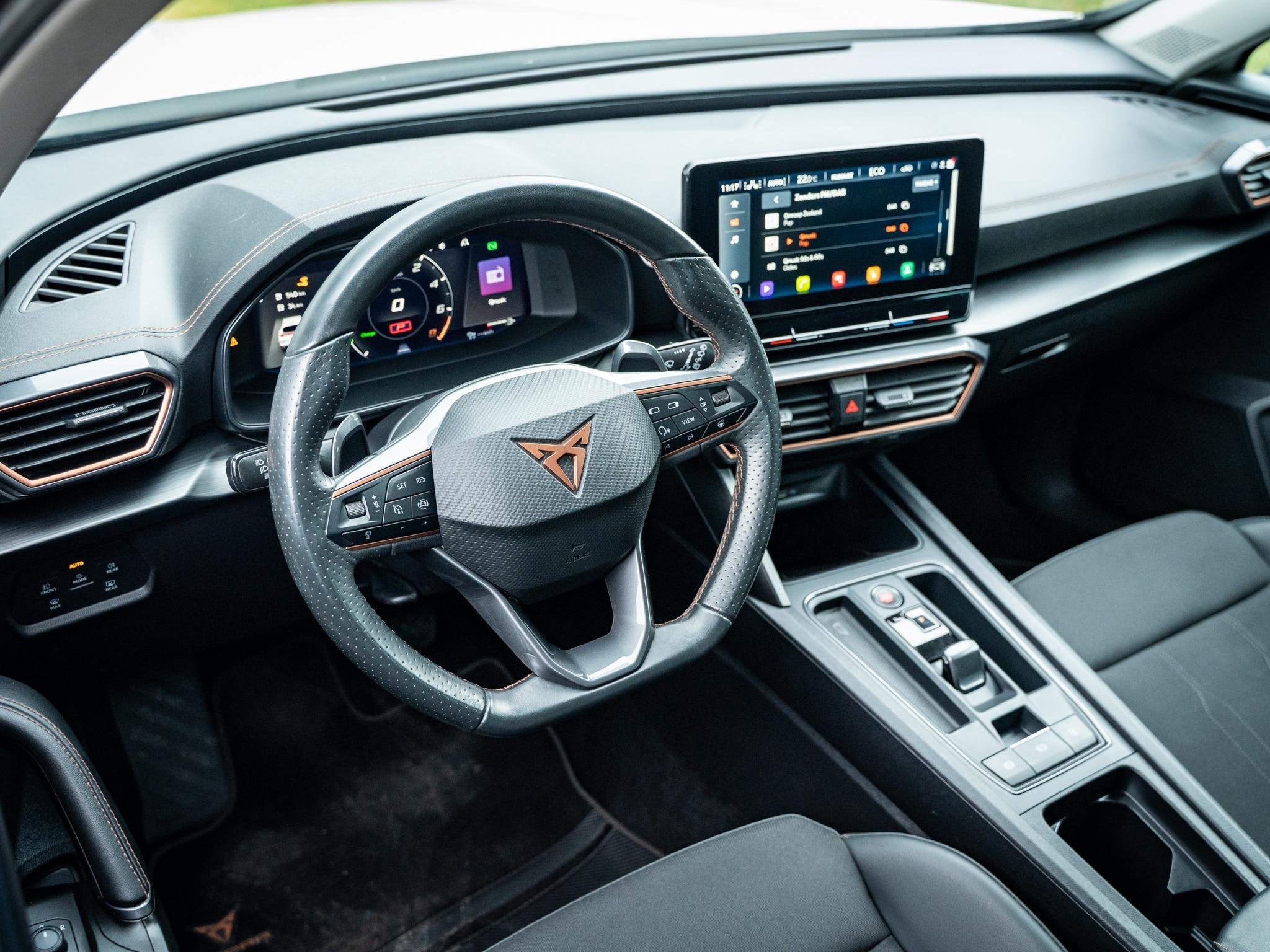 CUPRA Formentor 1.4 TSI e-Hybrid // proefrit mogelijk, Auto's, Gebruikt, 4 cilinders, Formentor, Wit
