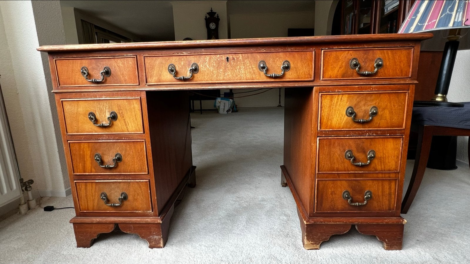 Klassiek Engels pedestal bureau - 120x61x85 cm, Ophalen, Overige typen, Gebruikt, Bruin