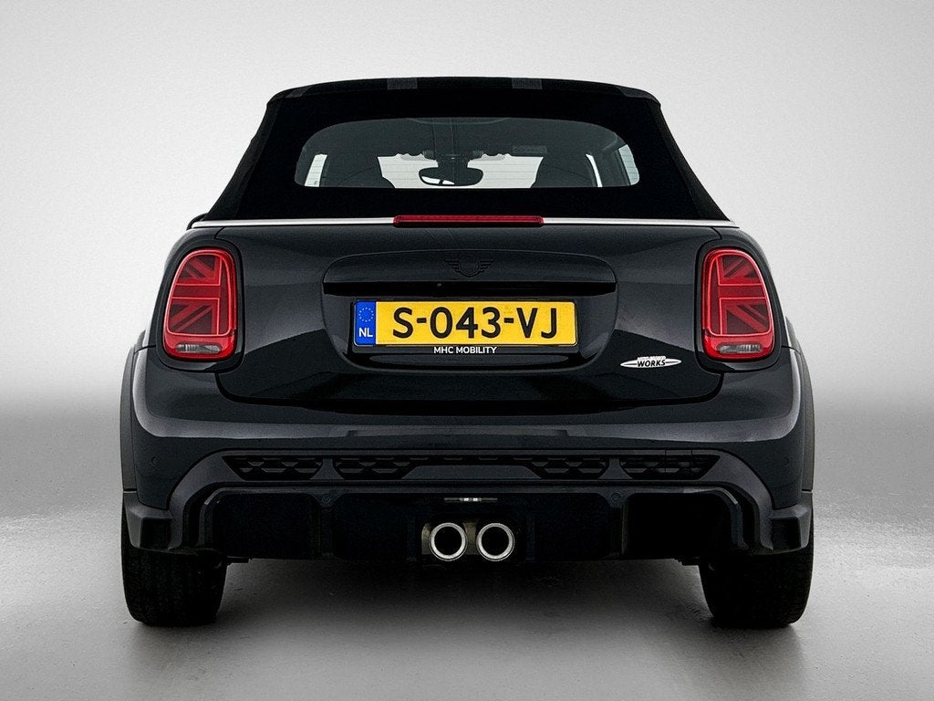 MINI Cabrio 2.0 John Cooper Works JCW Pack | Premium Plus Pa, Auto's, Mini, Automaat, 1998 cc, Gebruikt, Cabriolet