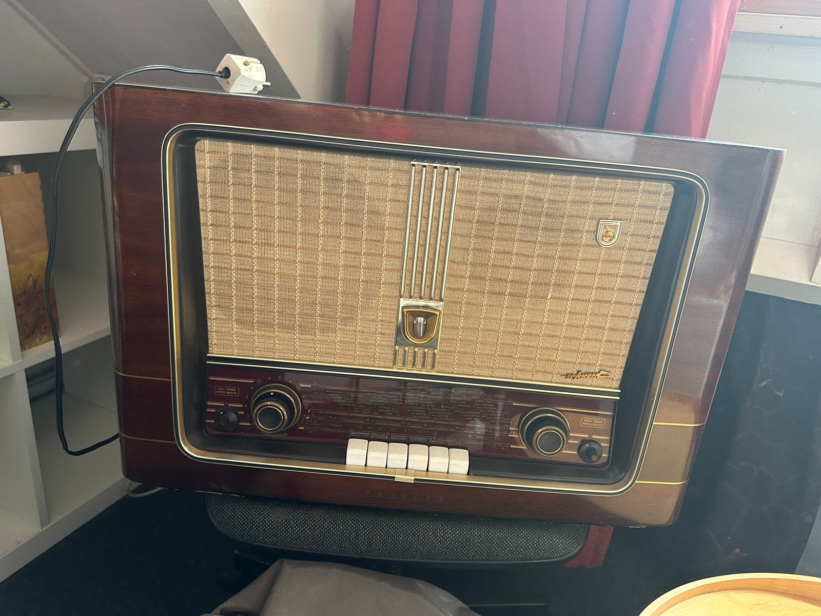 Vintage philips buizenradio, Ophalen, Gebruikt, Radio