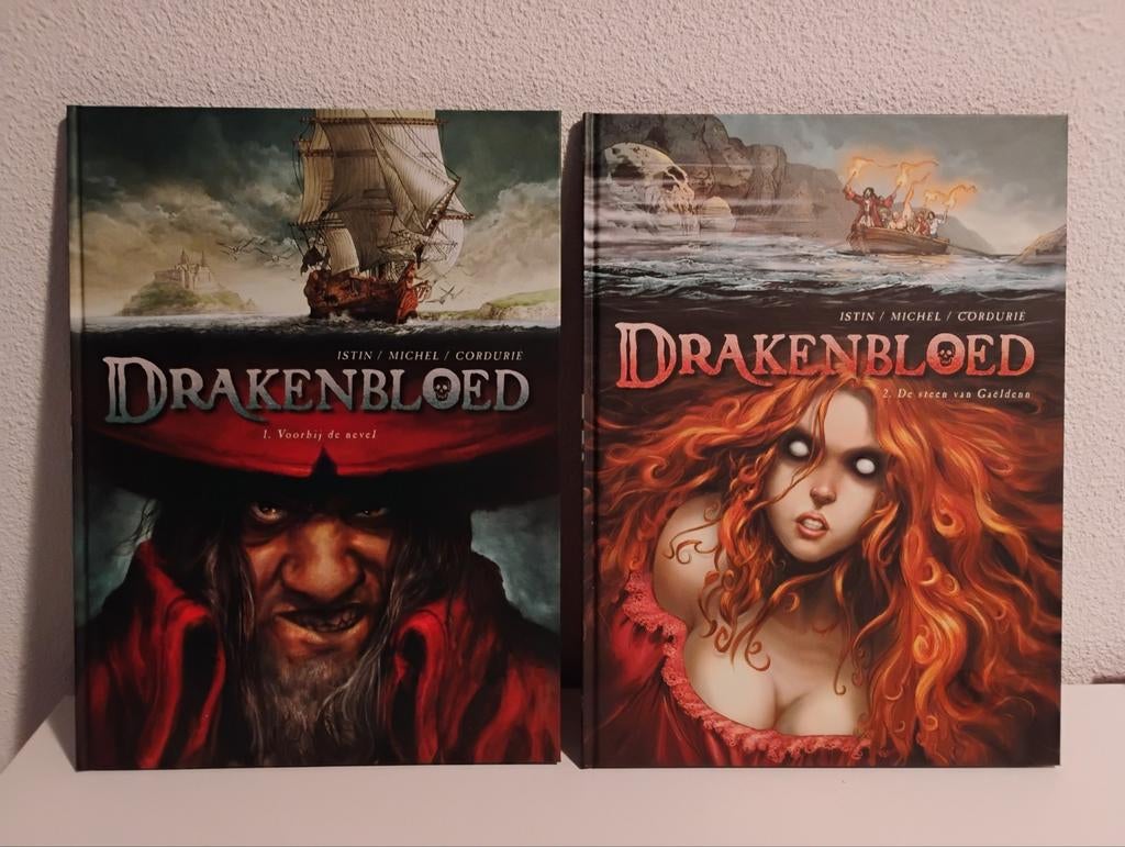 2x Stripboeken Hardcover "Drakenbloed" - Istin, Boeken, Meerdere stripboeken, Ophalen of Verzenden, Nieuw