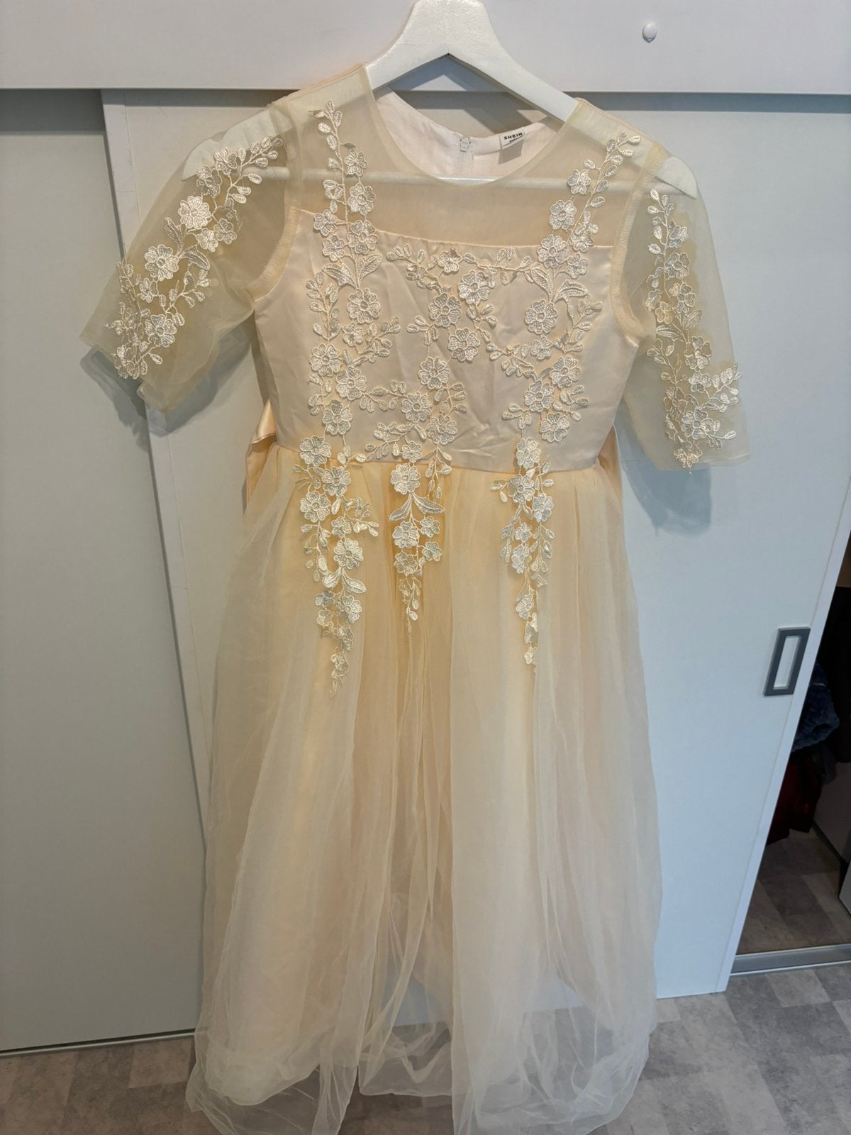 Meisjes feestjurk, Kleding | Dames, Gelegenheidskleding, Ophalen of Verzenden, Zo goed als nieuw, Maat 34 (XS) of kleiner, Galajurk