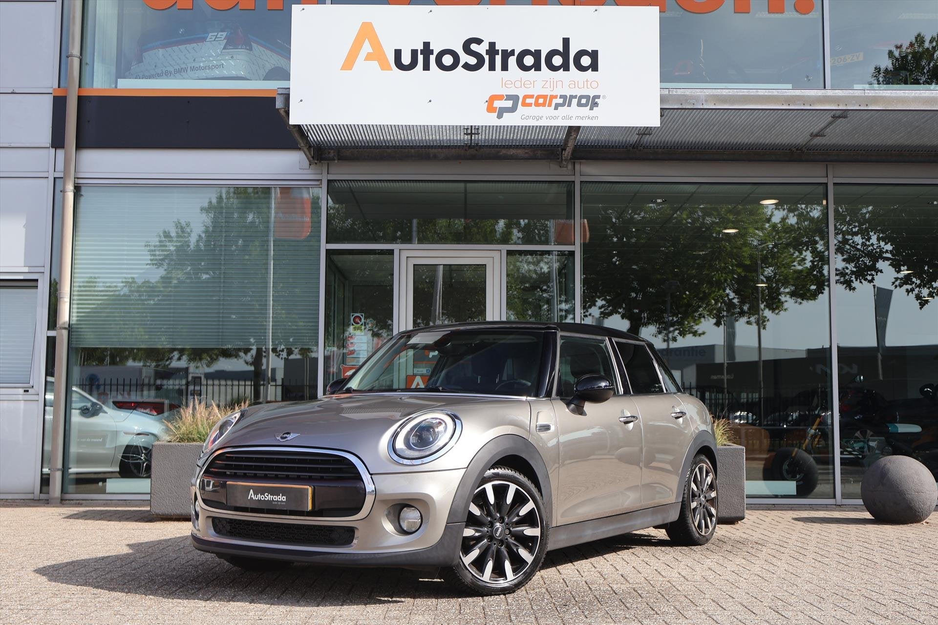 Mini Mini 1.5 Cooper Chili 136PK I LED I Cruise I Climate I, Auto's, Mini, Dealer onderhouden, 136 pk, Gebruikt, Met garantie (alle)