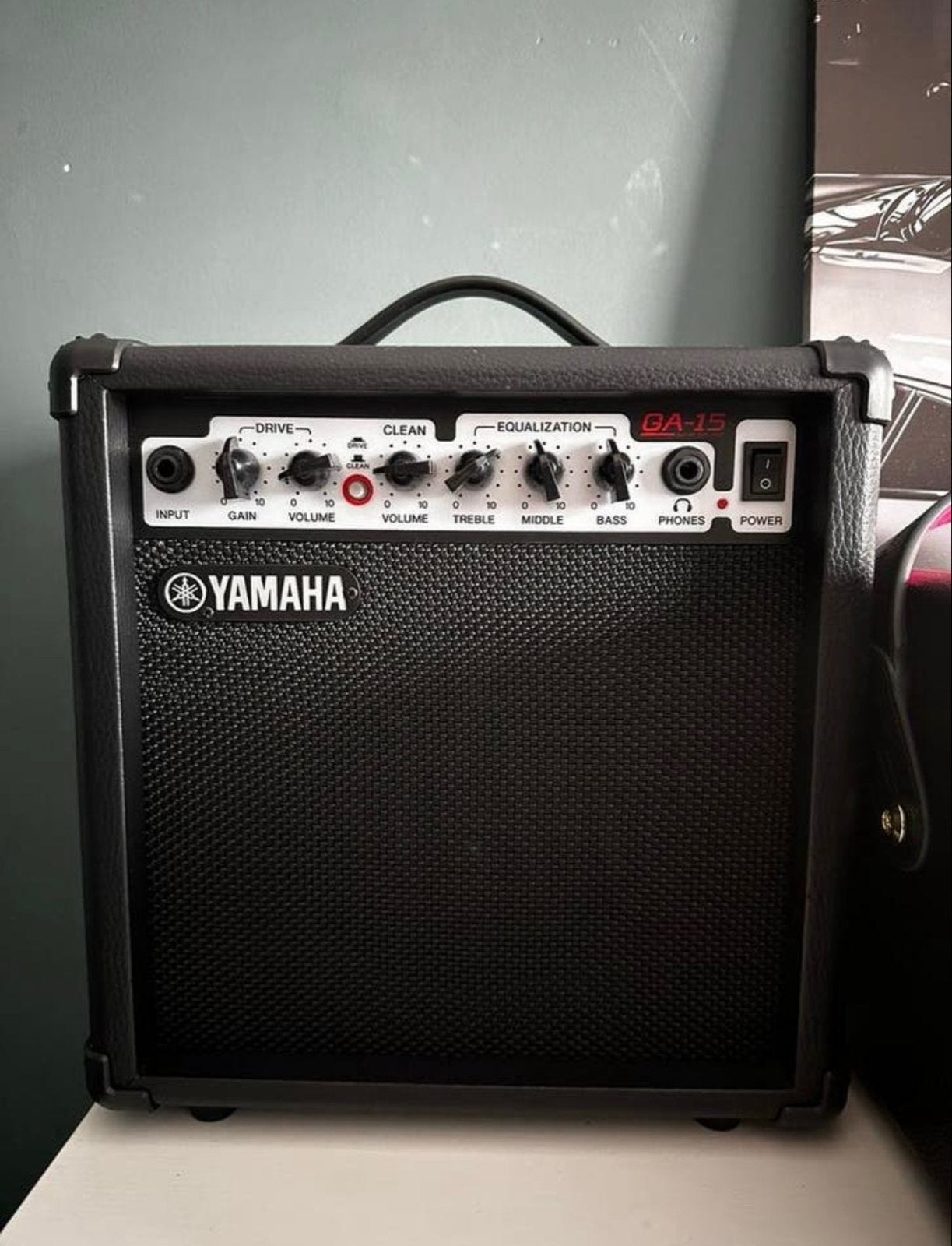 Yamaha GA-15 gitaarversterker (Splinternieuw), Muziek en Instrumenten, Versterkers | Bas en Gitaar, Ophalen, Gebruikt, Gitaar