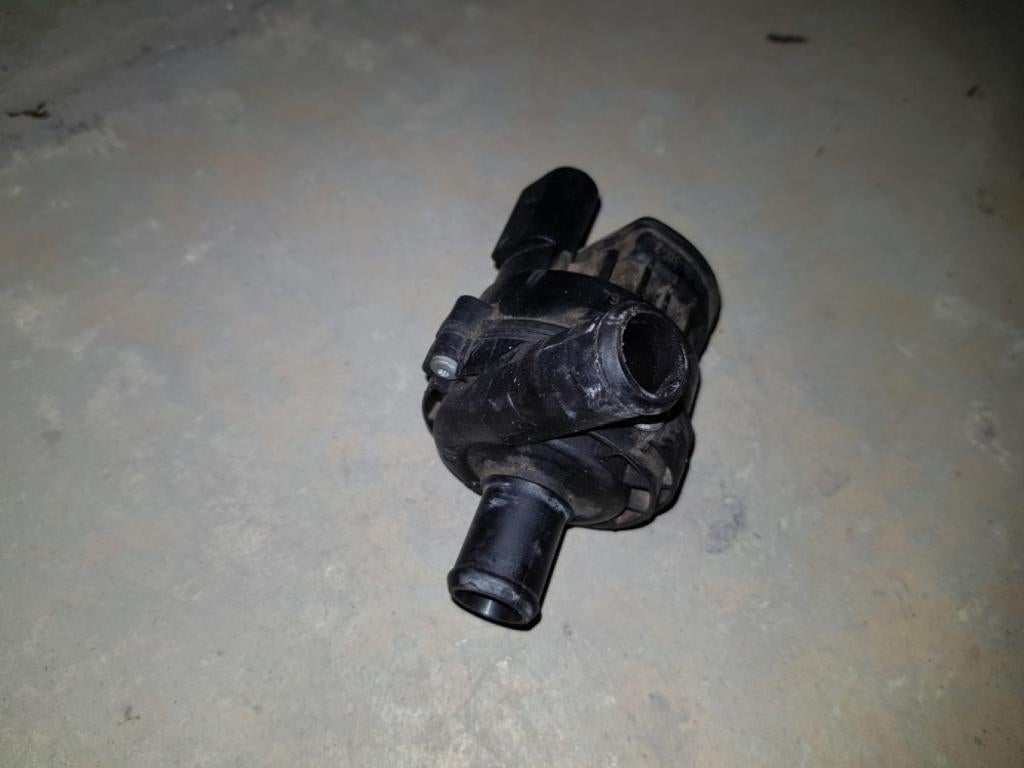 Waterpomp Mercedes-Benz C204 C250 CDI 2012, Auto diversen, Ophalen of Verzenden