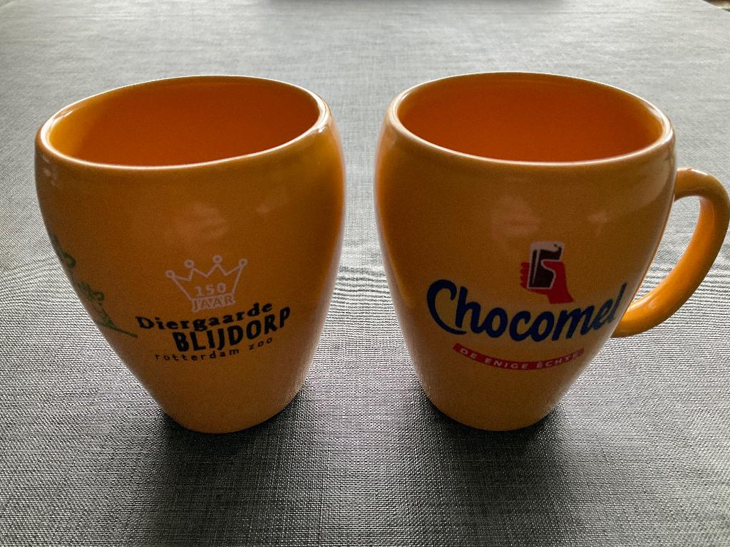 Blijdorp Diergaarde Zoo - Chocomel Mokken .. 2 stuks -- B01, Ophalen, Zo goed als nieuw, Overige stijlen, Kop(pen) en/of Schotel(s)