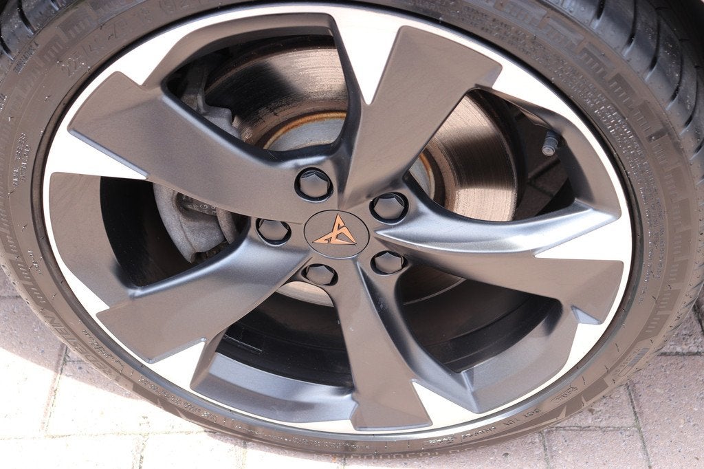 CUPRA Leon Sportstourer 1.5 eTSI Business Edition Panorama d, Auto's, Cupra, 4 cilinders, Leon, Leder en Stof, Plug-in hybride