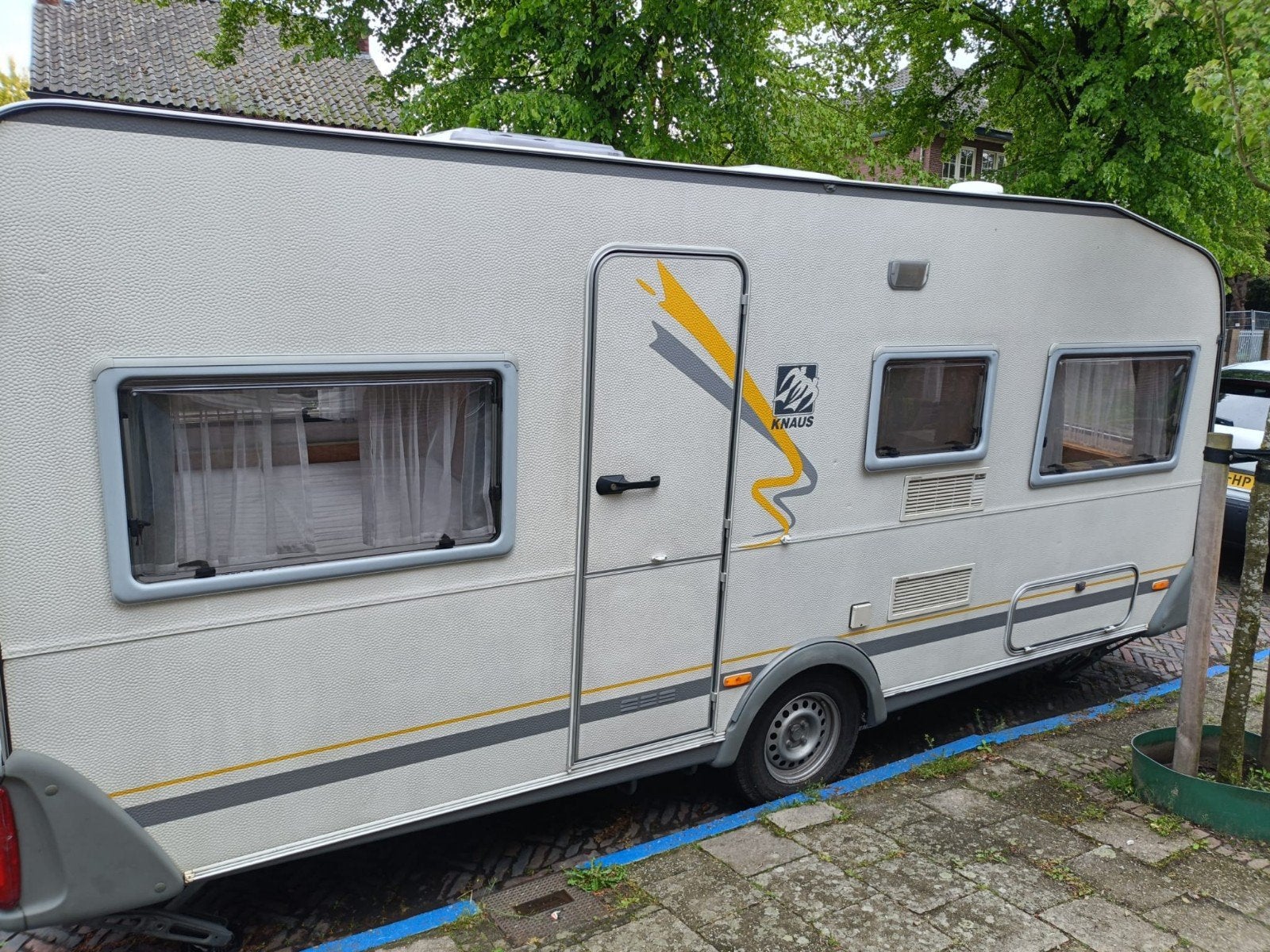 Knaus Sudwind 495 - 1998 | Mover | Voortent | Groot bed!, Caravans en Kamperen, Caravans, Rondzit, Kachel, Particulier, Knaus
