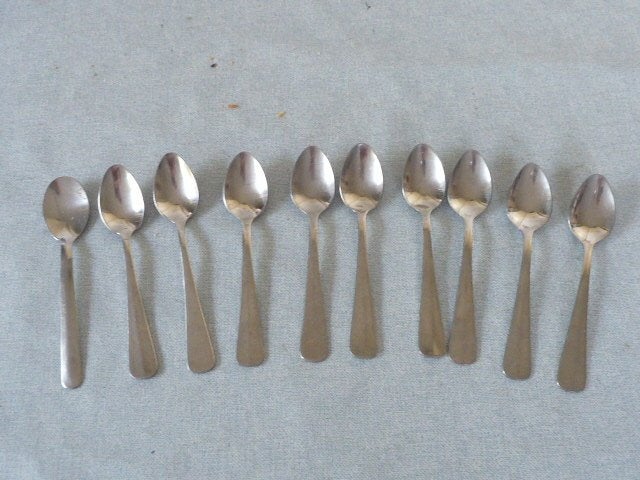 10 koffielepels merkloos, Huis en Inrichting, Overige materialen, Ophalen of Verzenden, Zo goed als nieuw, Los bestek