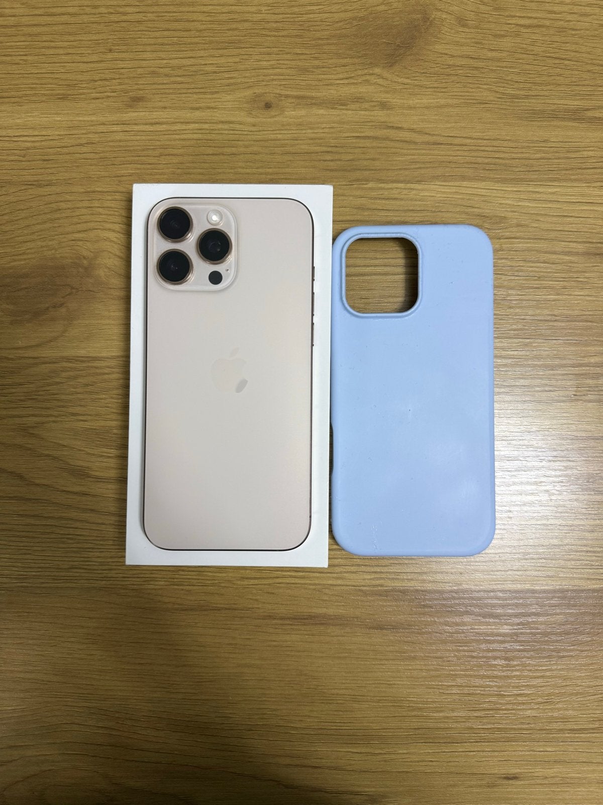 iPhone 16 Pro Max 256GB – Goud – Zo goed als nieuw, Telecommunicatie, IPhone 16 Pro Max, Zo goed als nieuw, 90 %, Goud