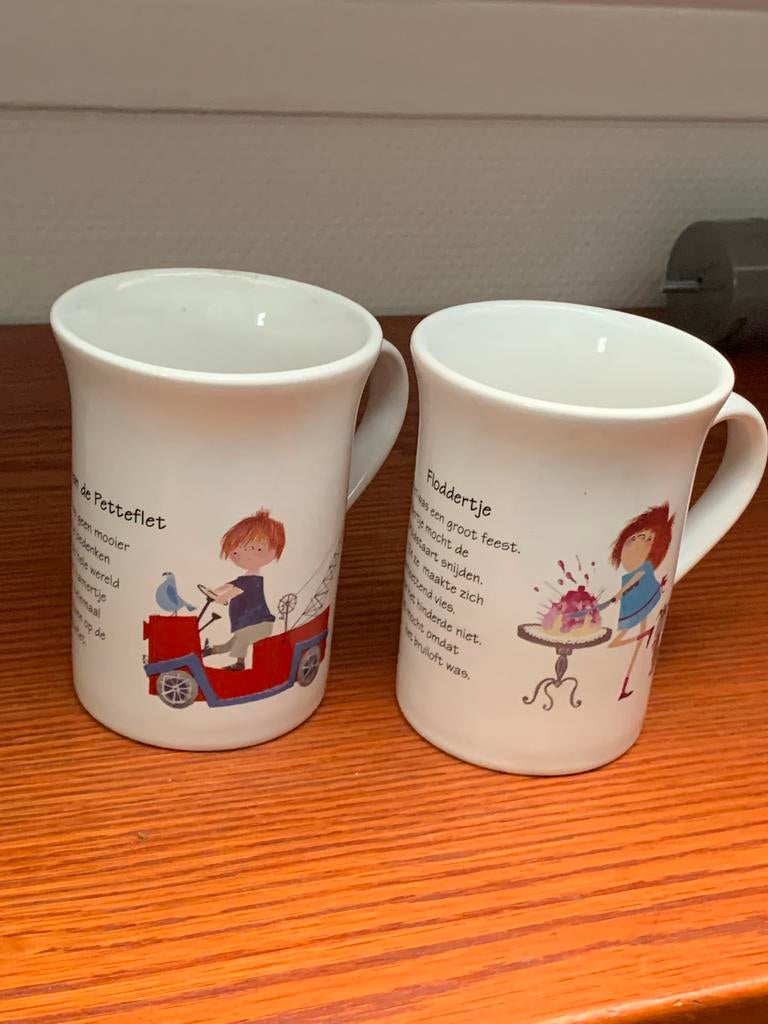 2 mokken van Pluk vd Petteflet. Nieuw!, Ophalen of Verzenden, Overige stijlen, Kop(pen) en/of Schotel(s)