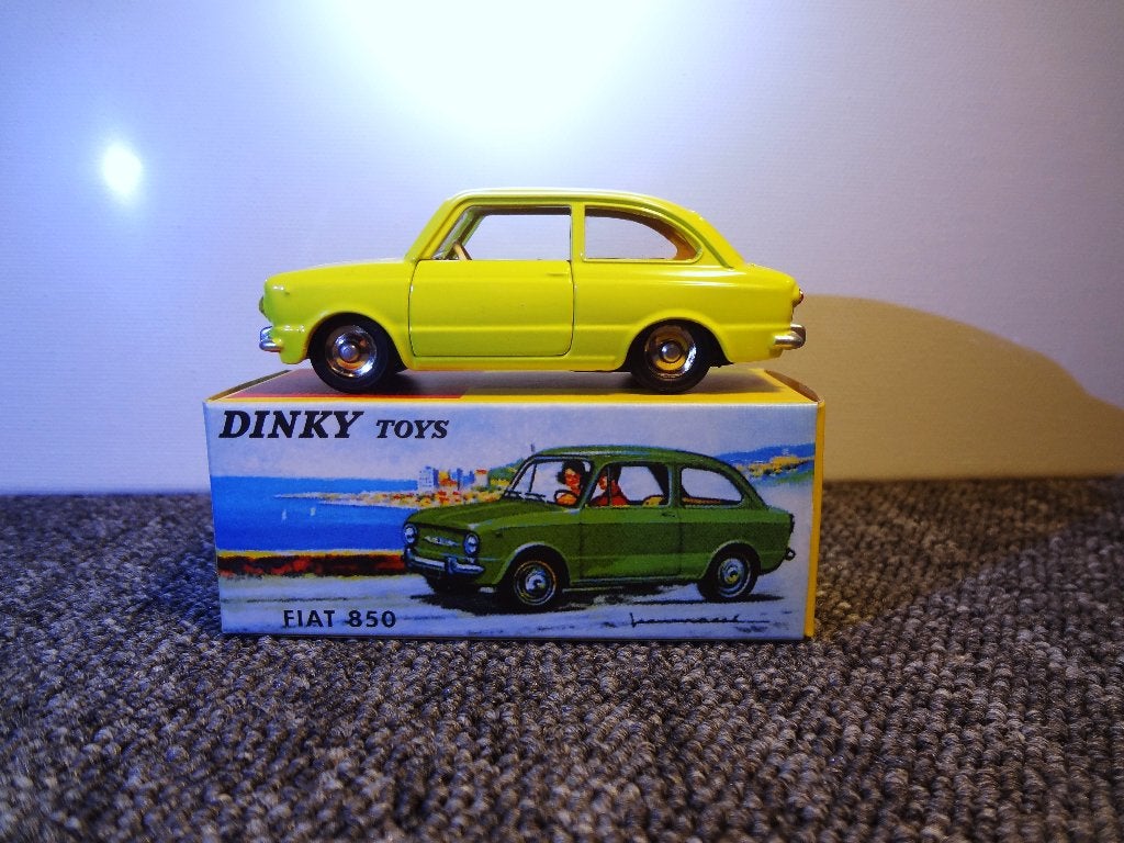 Fiat 850 Dinky Toys Nummer 509, Verzenden, Zo goed als nieuw, Auto, Dinky Toys