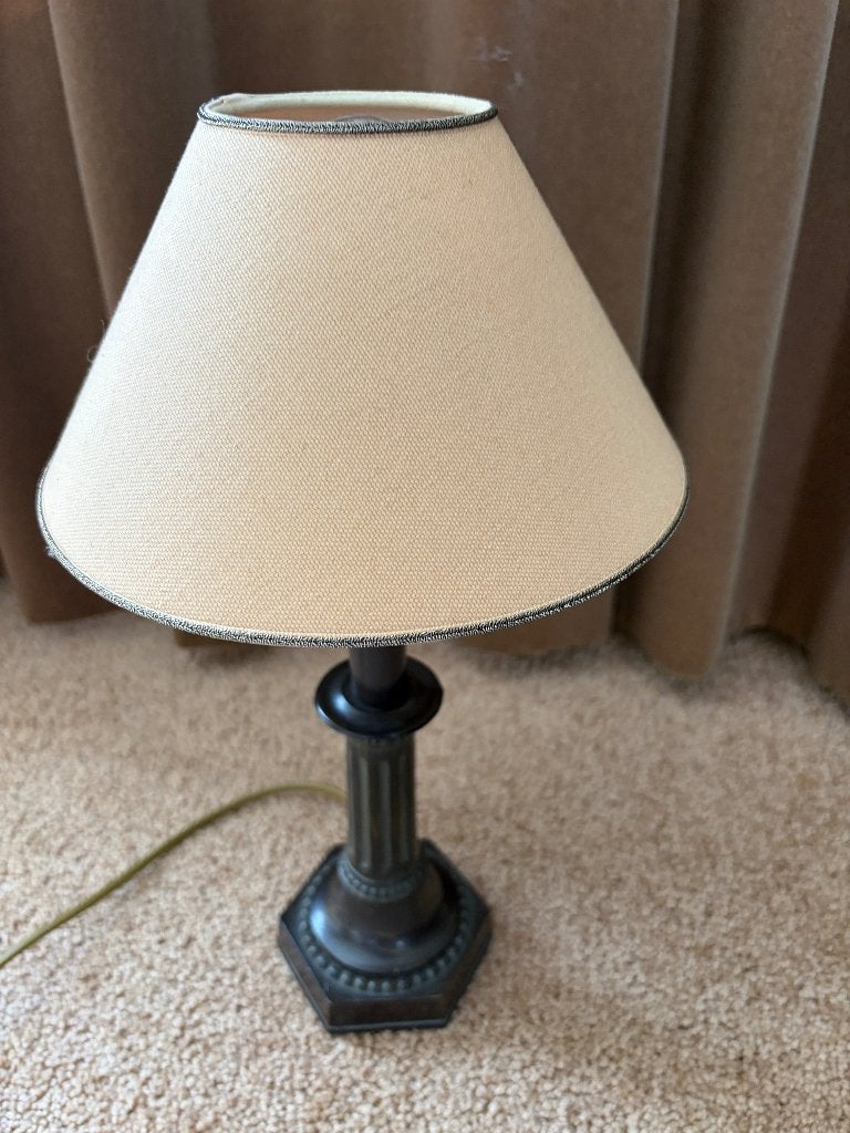 Te koop aangeboden klassieke bronzen tafellamp met zuivoet, Huis en Inrichting, Lampen | Hanglampen, Ophalen of Verzenden, Gebruikt