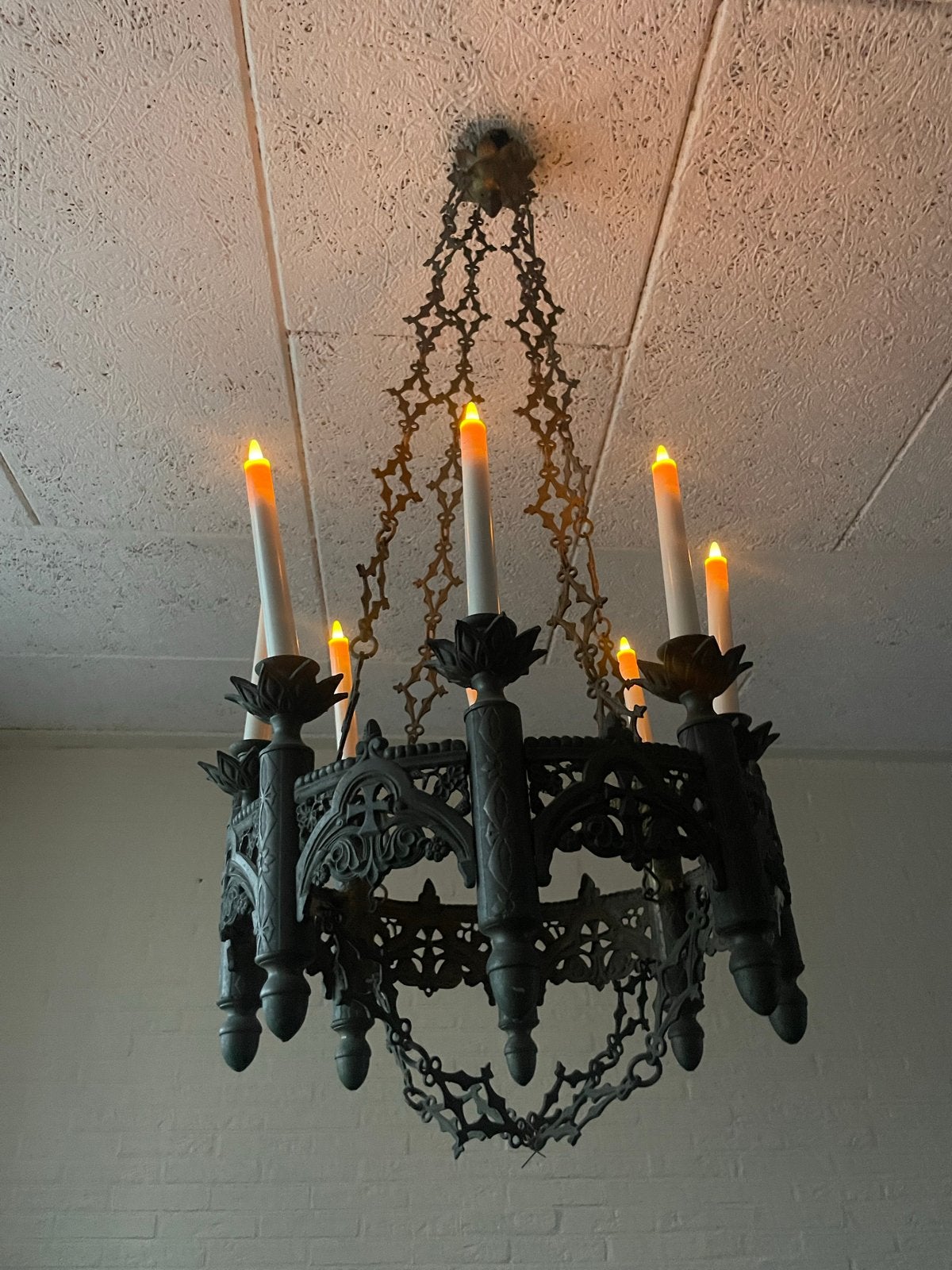 Antieke neogotische kerkelijke kroonluchter, Antiek en Kunst, Antiek | Lampen, Ophalen