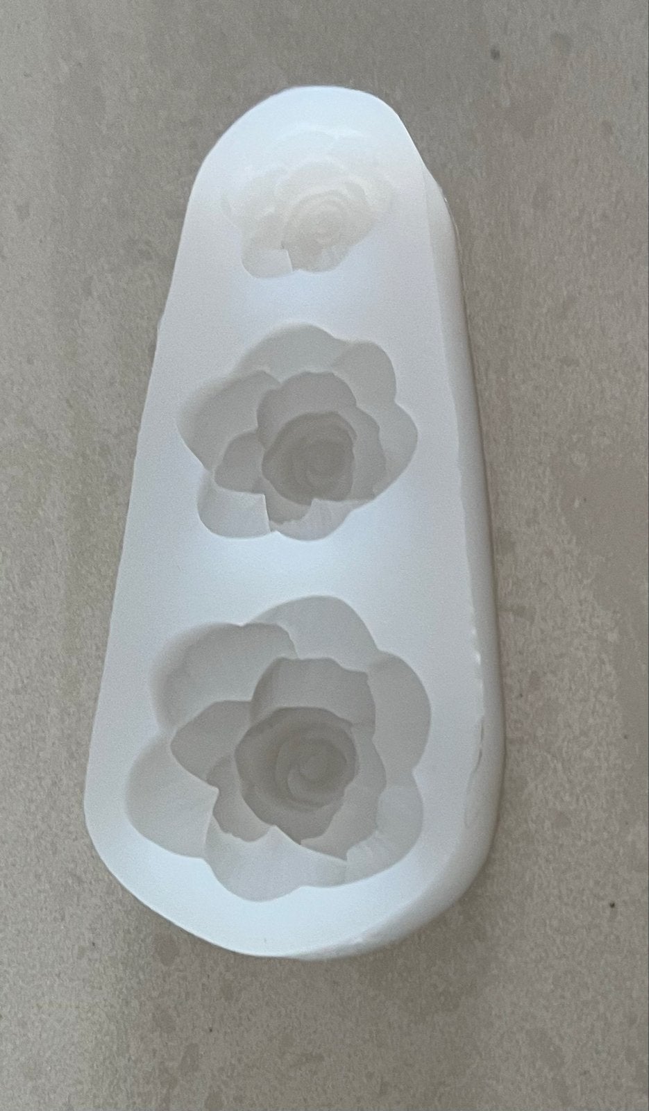 Siliconen mal met 3 rozen - Knutselmateriaal ( nieuw), Ophalen of Verzenden, Nieuw