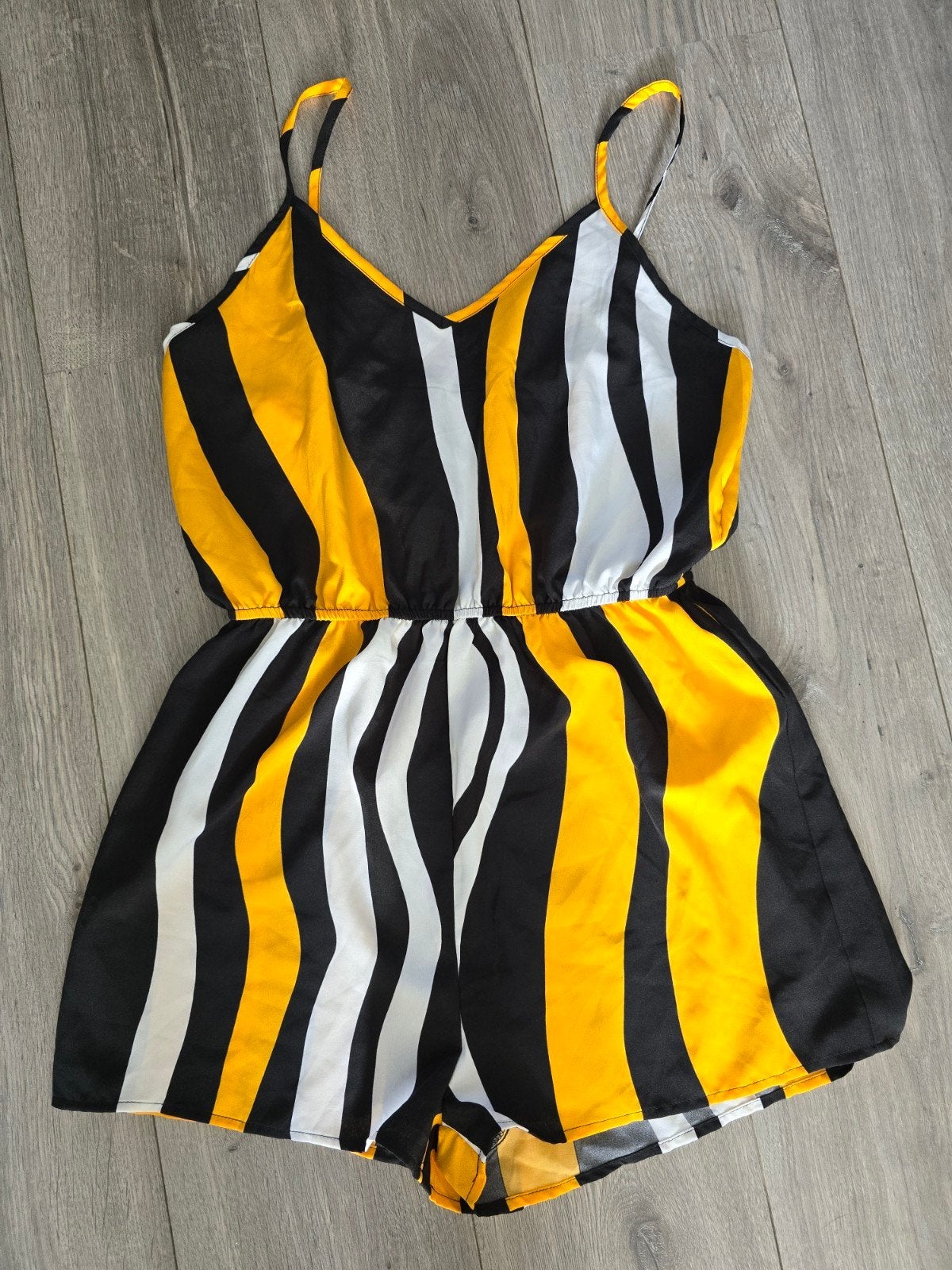 Dames kort jumpsuit Shein, maat M, Nieuw (vb4), Ophalen of Verzenden, Nieuw, Maat 38/40 (M), Zwart