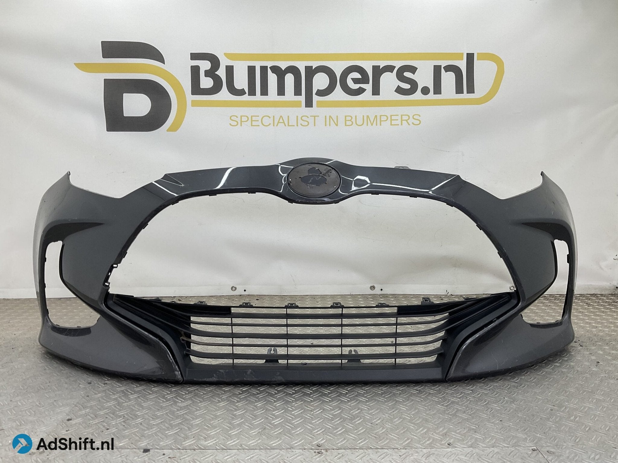 Bumper Toyota Yaris 19-23 52119-0DA00 Voorbumper D3-21011