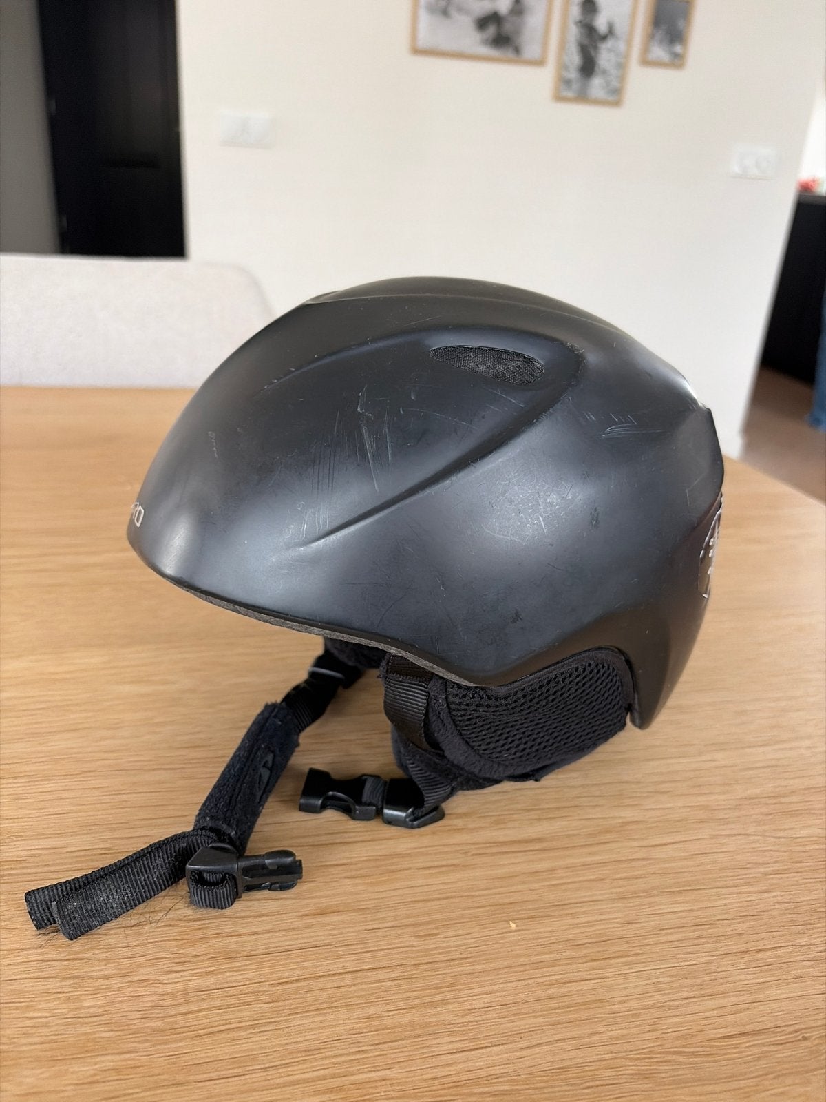 Giro kinder skihelm XS/S - Zwart., Sport en Fitness, Overige merken, Gebruikt, Overige typen, Ophalen of Verzenden