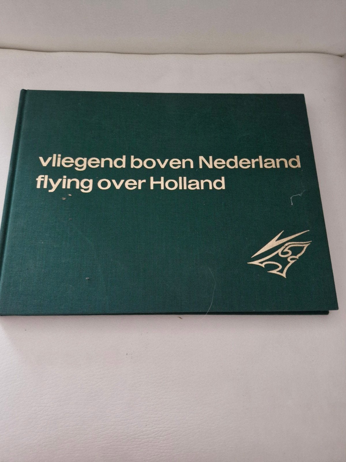 Vliegend boven Nederland - Flying over Holland, Ophalen of Verzenden, 20e eeuw of later, Zo goed als nieuw, Onbekend