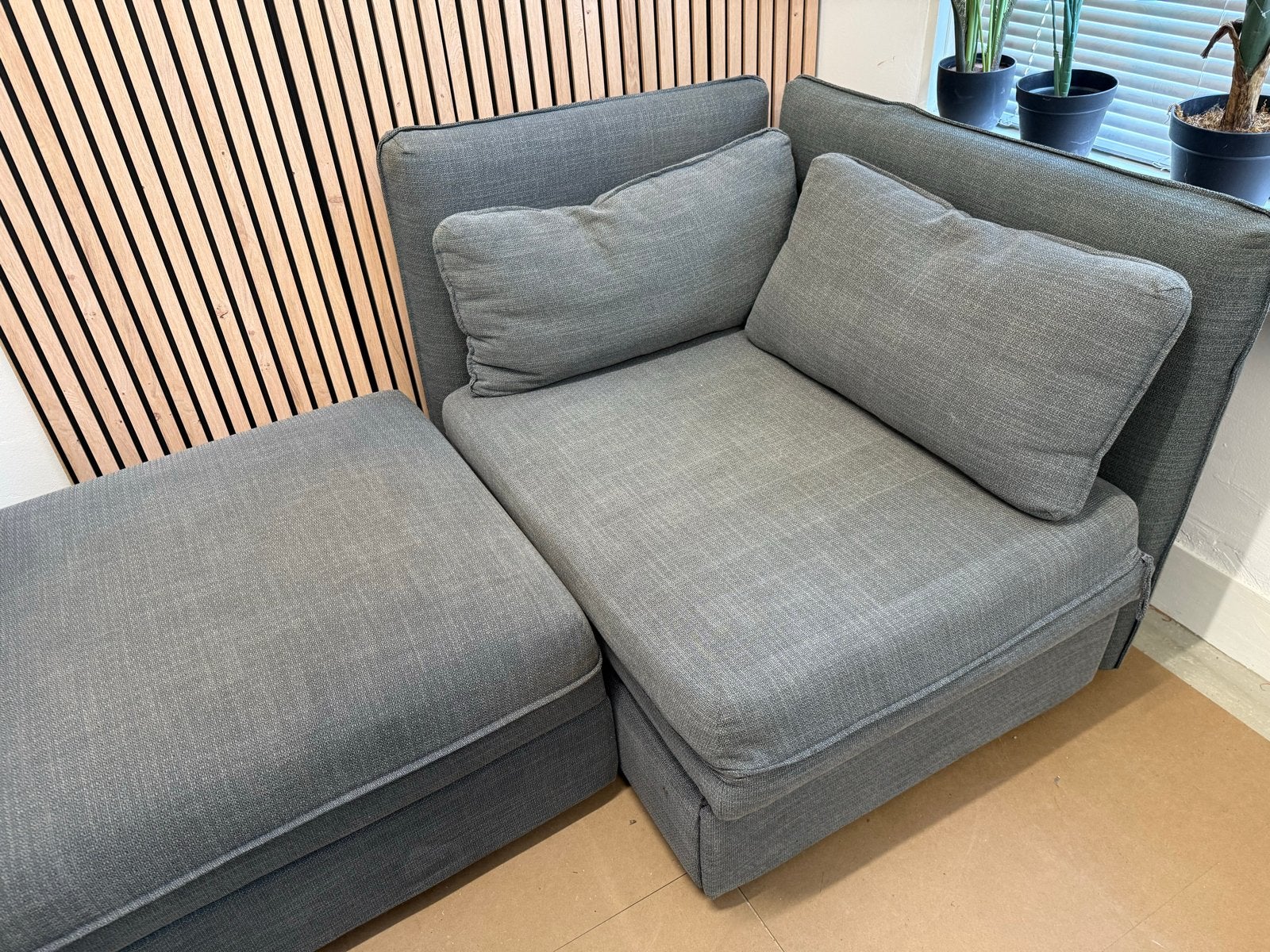 IKEA valentuna slaapbank met opbergruimte - Grijs, Gebruikt, 100 tot 125 cm, Tweepersoons, Ophalen of Verzenden