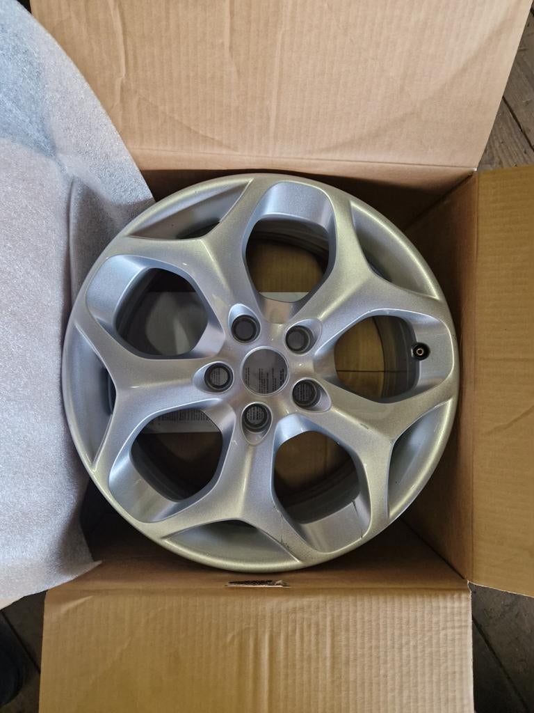 Gebruikte Ford 16 inch velg 5x108 7J ET50 met beschadigingen, Ophalen of Verzenden