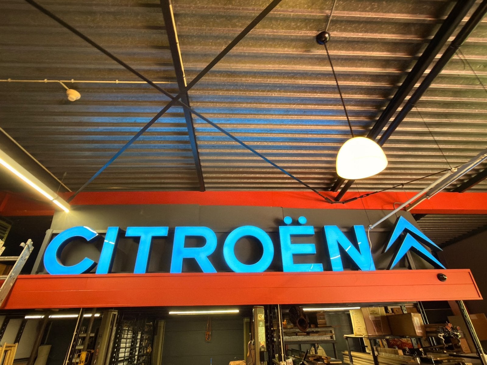 Citroën Lichtreclame - Uniek Verlicht Logo, Ophalen, Zo goed als nieuw, Lichtbak of (neon) lamp