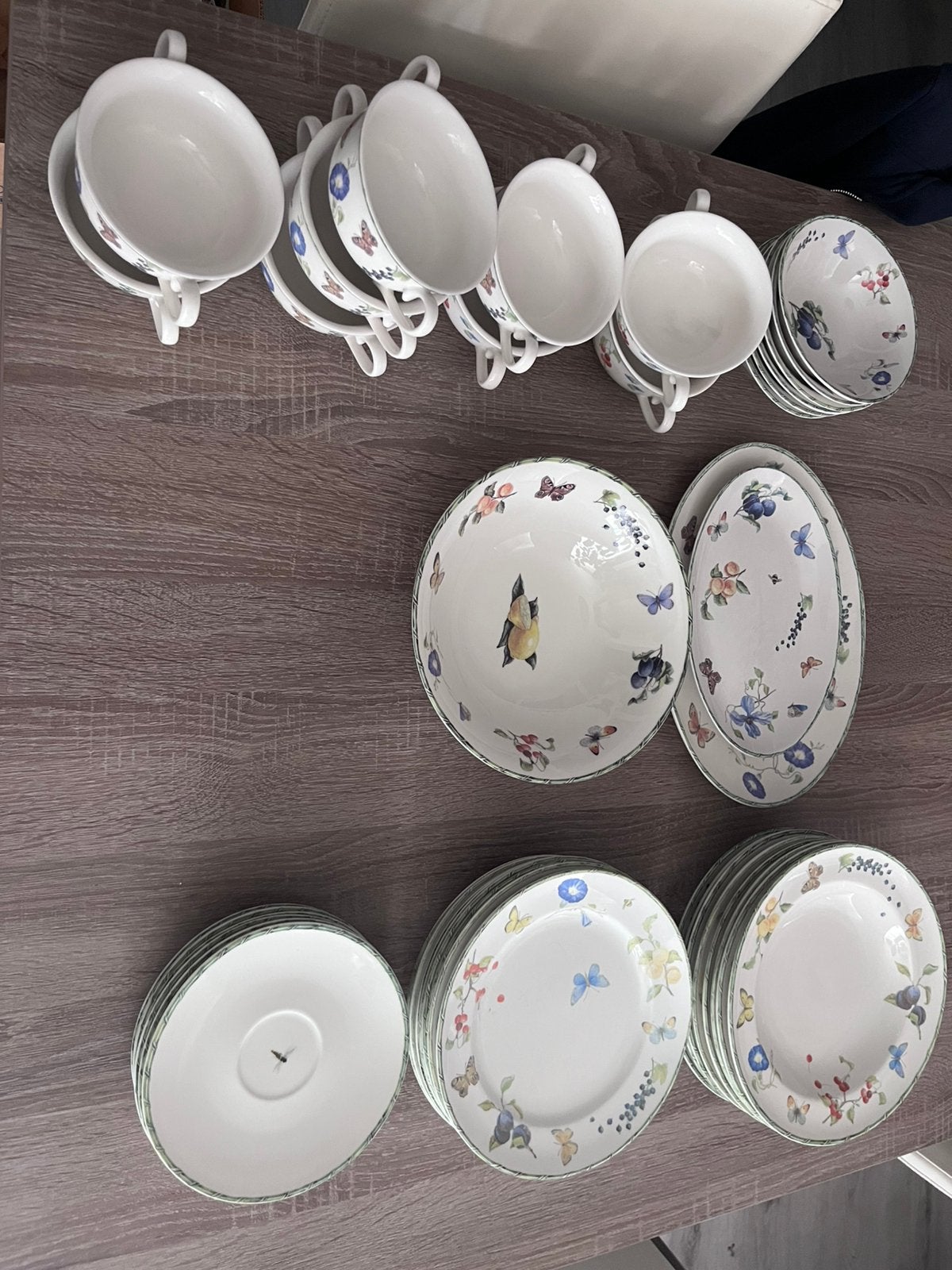 Jbs Servies van fruit & Flowers, Ophalen