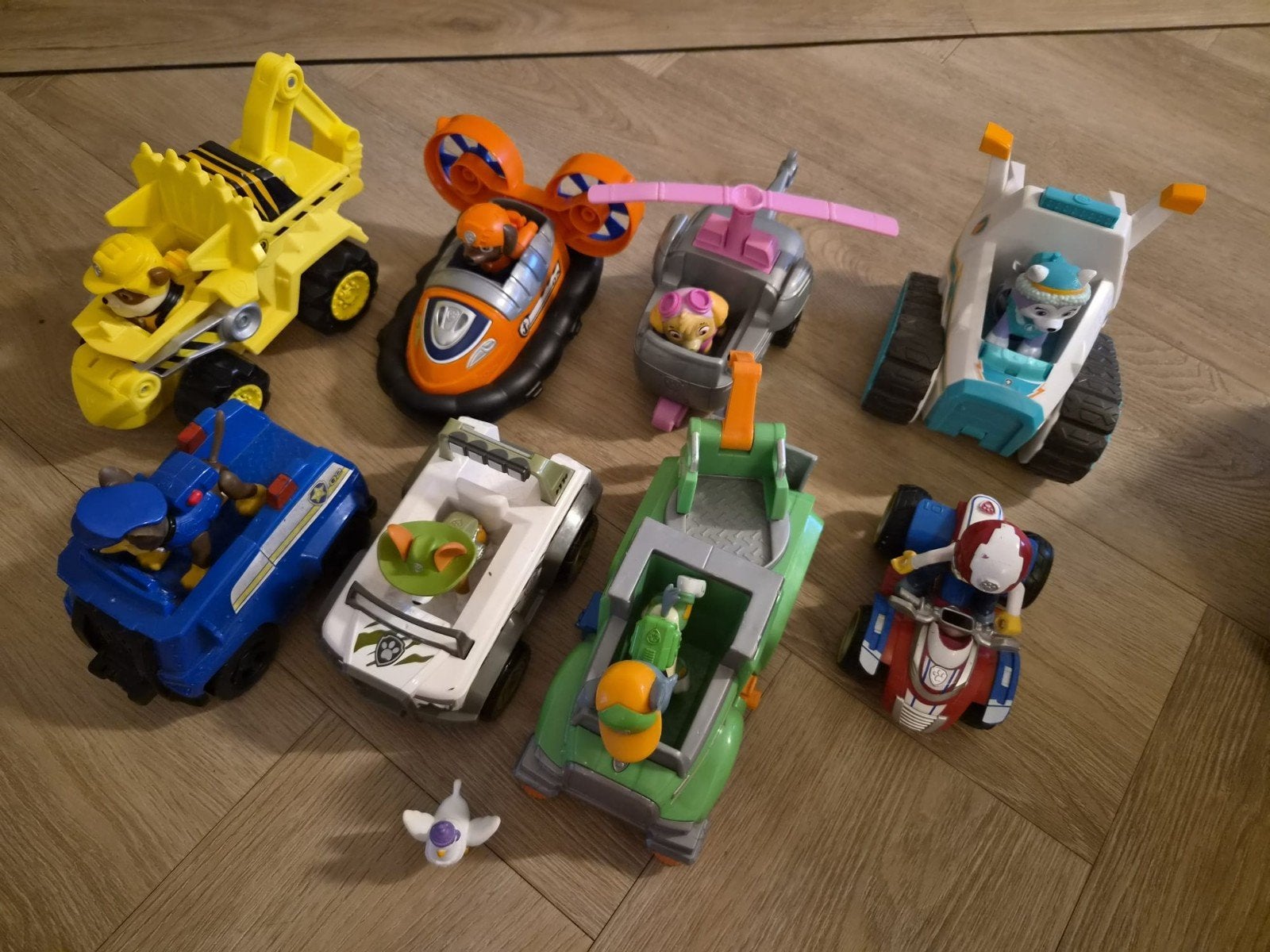 paw patrol voertuigen, Ophalen