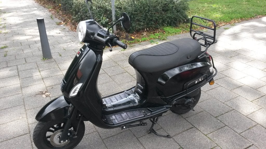 la souris btc riva 2022, geel kenteken,, inruil mogelijk, Fietsen en Brommers, Scooters | Overige merken, Ophalen of Verzenden